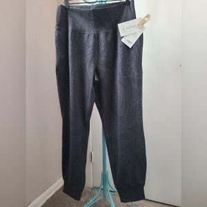 Athleta Salutation Textured Jogger Dreamweaver